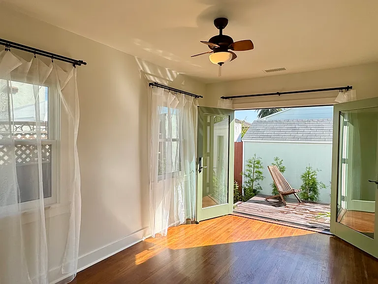 3425 Bancroft St — Photo 23