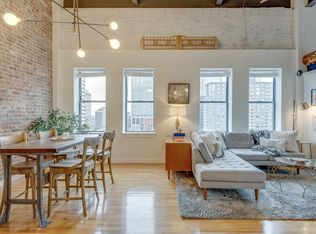 700 Church St APT 1202, Nashville, TN 37203
