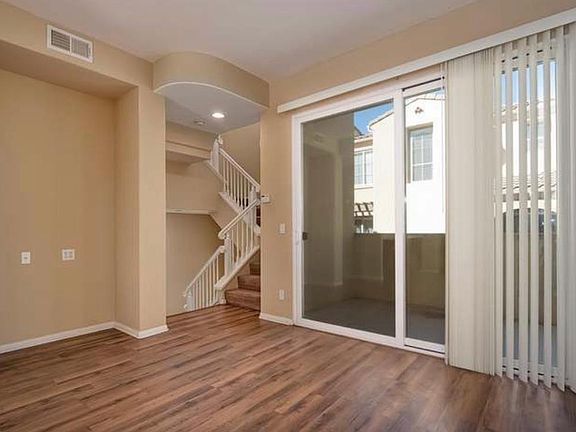 5th image of 634 Kellogg St