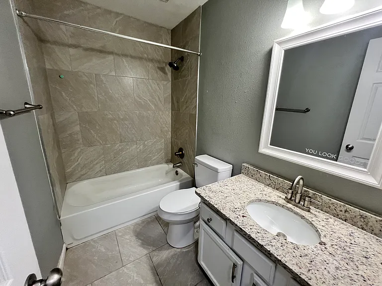 718 W Downing St — Photo 11