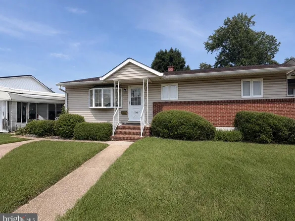 114 Jackpine Dr, Pasadena, MD 21122