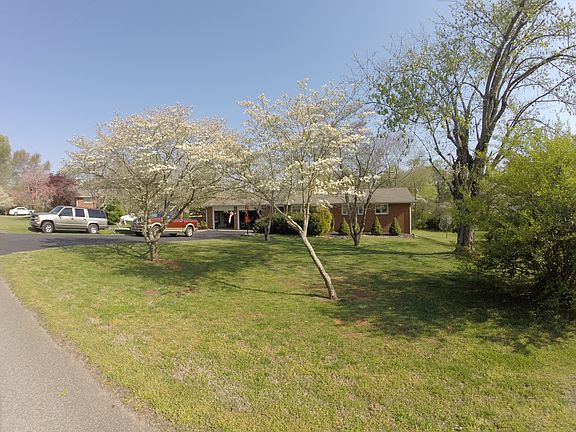 5th image of 3304 Valley Forge Dr