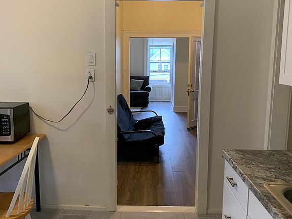 5th image of 28 Christie St Floor 3