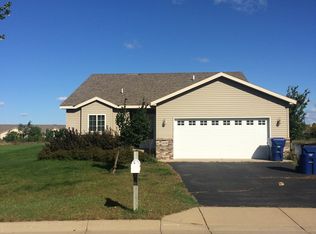 939 Sierra Ln, Saint Cloud, MN 56303