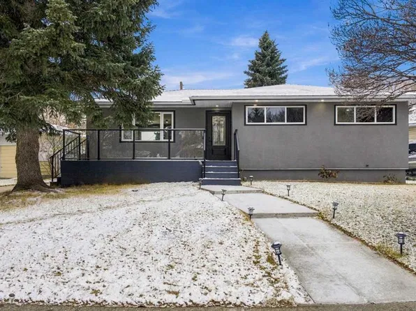 45 NE Westover Dr SW, Calgary, AB T3C 2S5