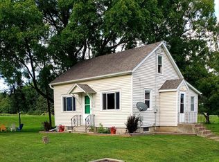 213 4th Ave NW, Hayfield, MN 55940