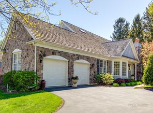 510 Andover Ct, Lake Forest, IL 60045