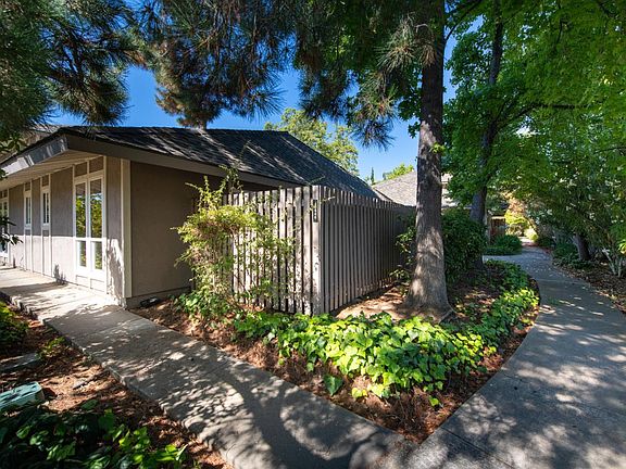2nd image of 10546 Red Fir Ct