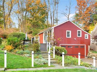 1C Ridgewood Ln, Westport, CT 06880