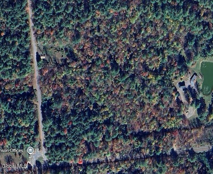 3rd image of L18.100 North Road