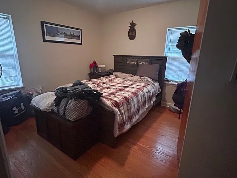 5425-33 W Martin Dr — Photo 14