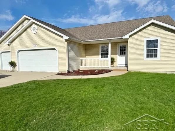 8314 Goldfinch Dr, Freeland, MI 48623