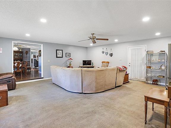 4th image of 6792 Sunnyside Dr