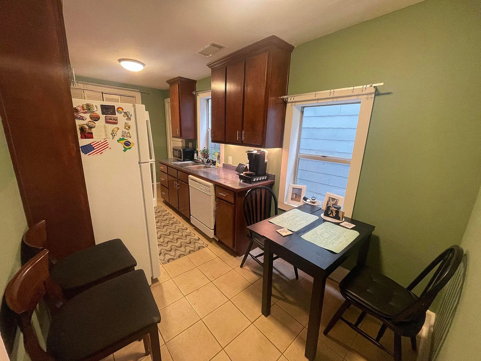 1 bed, 850 sqft, $1,750 — Photo 3