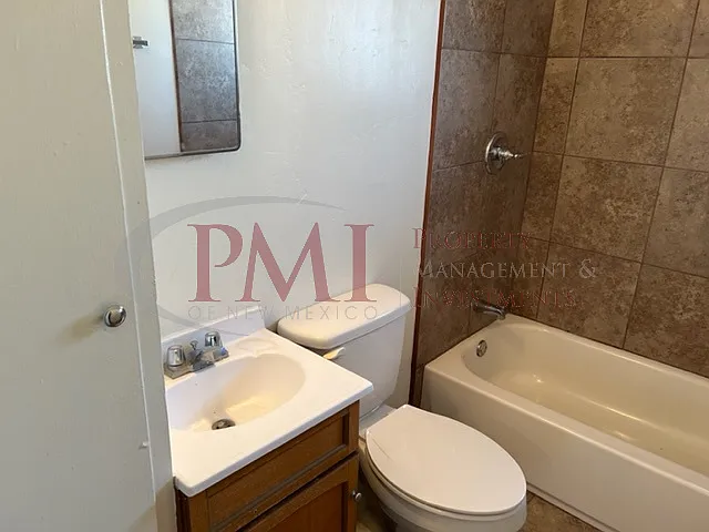 Montana Avenue 1404 — Photo 17