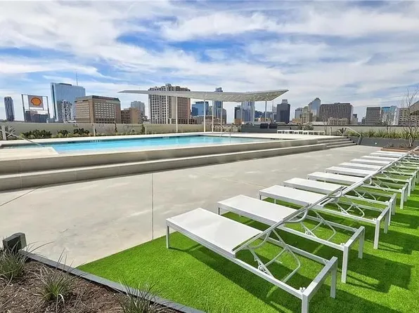 800 Embassy Dr, Austin, TX