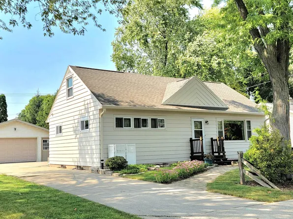 410 Wettstein Ave, Fond Du Lac, WI 54935