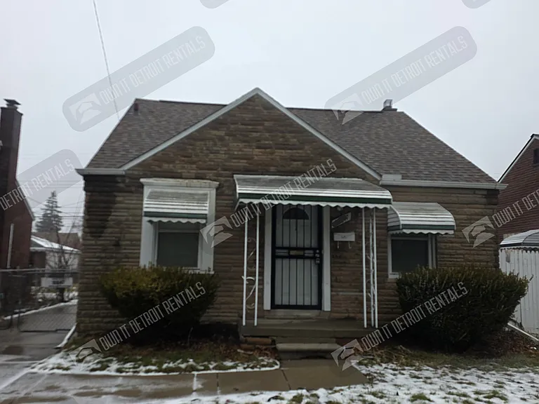 16647 Rossini Dr — Photo 1