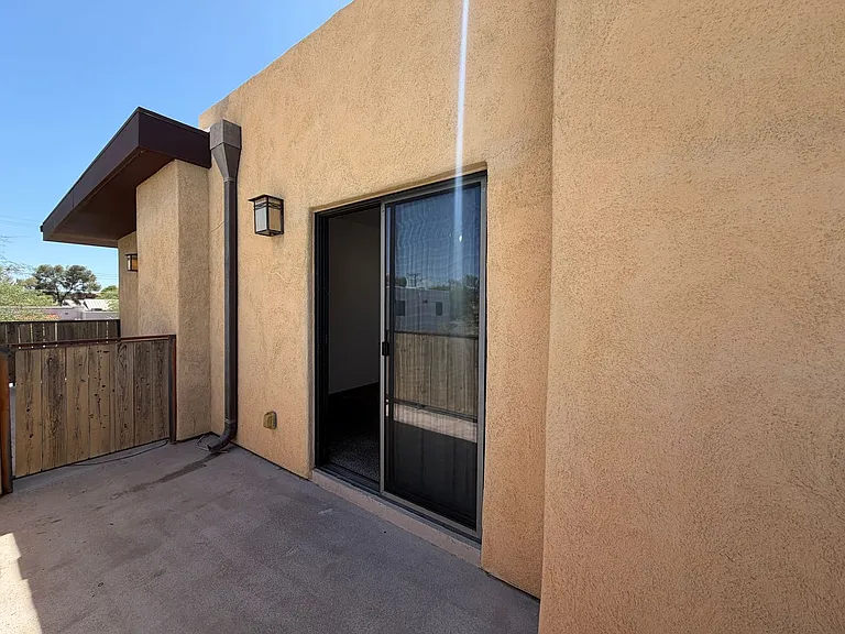 Hedrick1741 — Photo 36