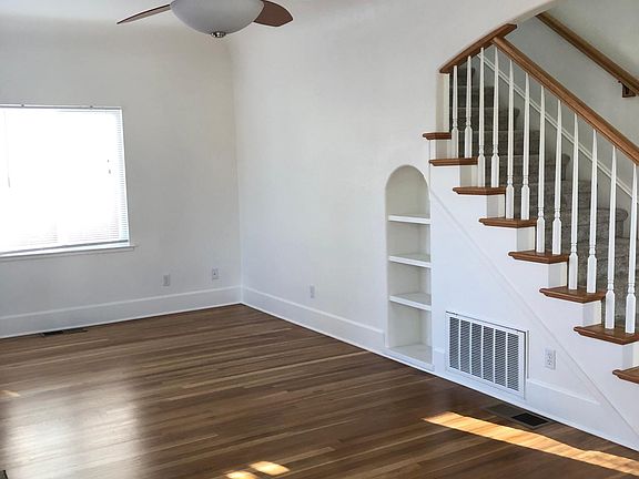 5th image of 832 Shearer St #832A