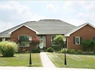 6463 Fairway Ct, Greenville, OH 45331