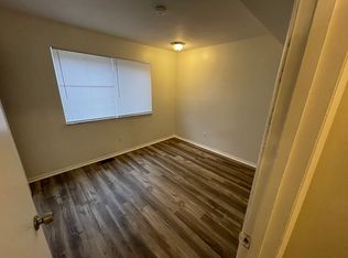 9910 Broadmoor Dr #1, Saint Louis, MO 63114