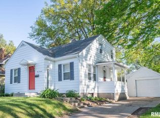 914 Hamilton St, Pekin, IL 61554