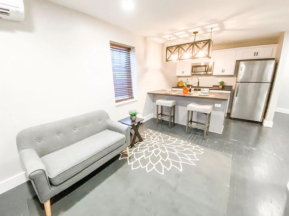 1st image of 630 Broadway St APT C
