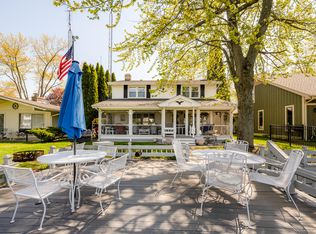 4992 Maple Ct, Coloma, MI 49038