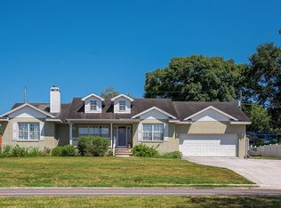 1118 Lake Ariana Blvd, Auburndale, FL 33823