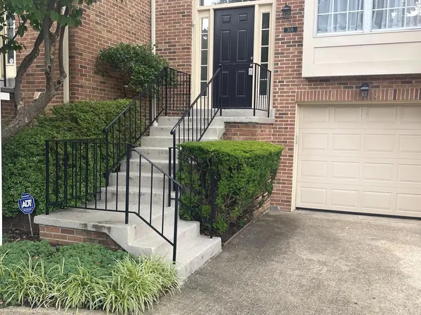306 Cloudes Mill Way, Alexandria, VA 22304