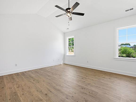 3rd image of 1252 Dover St Lot 54