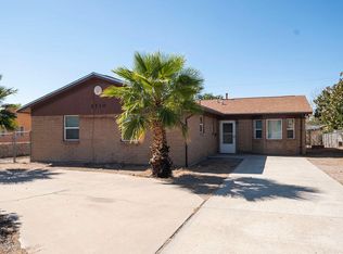 1210 La Fonda Dr, Las Cruces, NM 88001