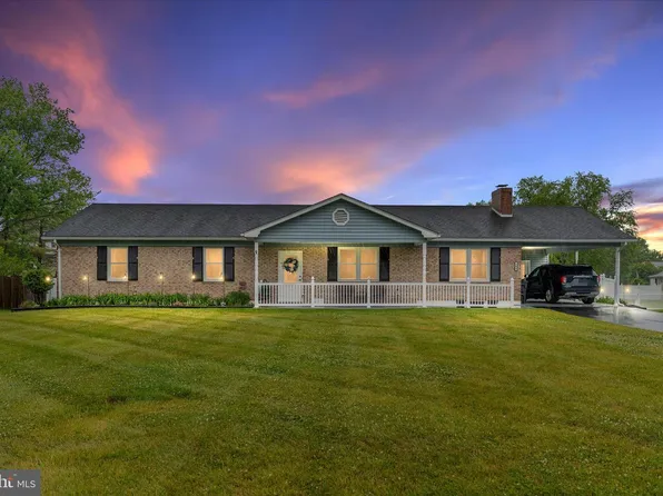 106 Essex Cir, Stephens City, VA 22655