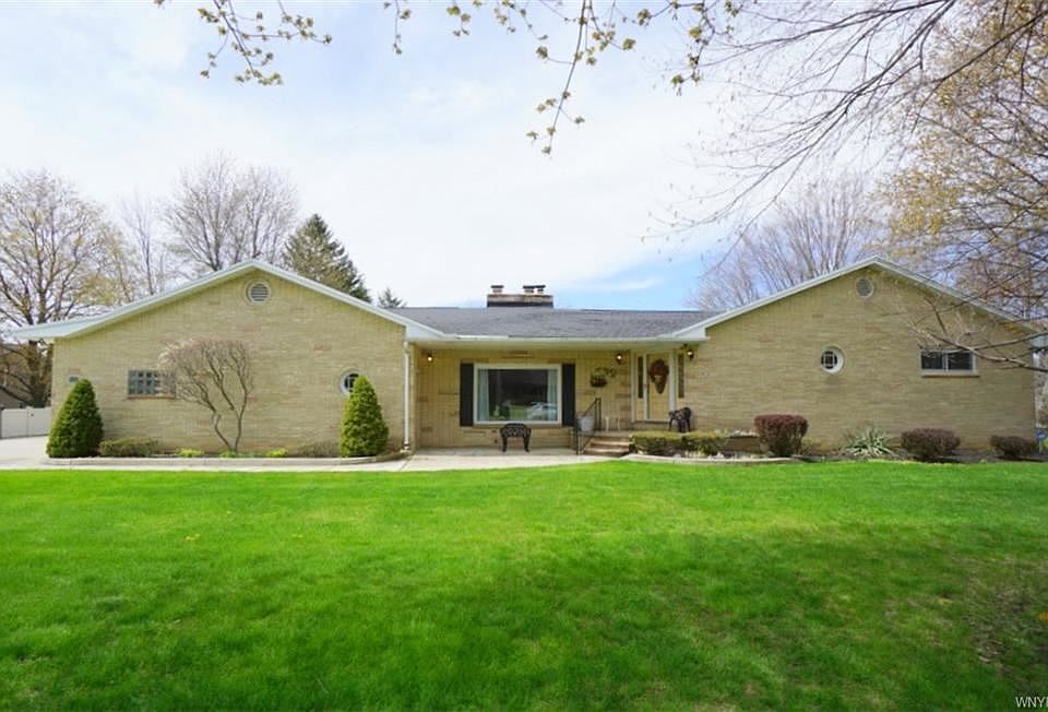 1st image of 4282 Susan Dr