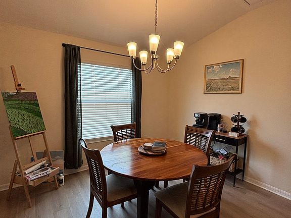 3rd image of 7571 Chastain Cir