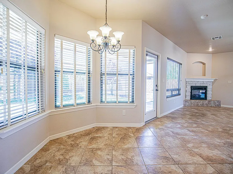 1124 Pajarito Dr — Photo 22