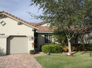6485 Oxford Cir, Vero Beach, FL 32966