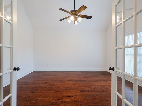 4th image of 3991 Post Oak Pl
