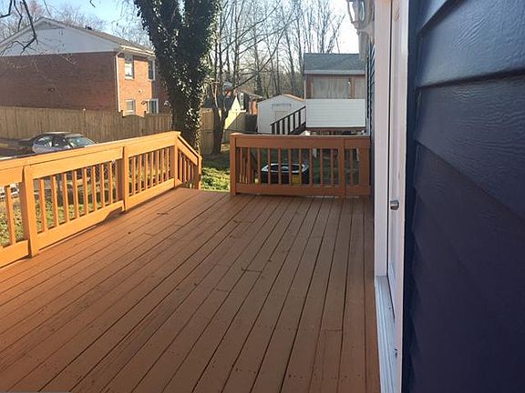 2nd image of 3206 Shaw Park Ct