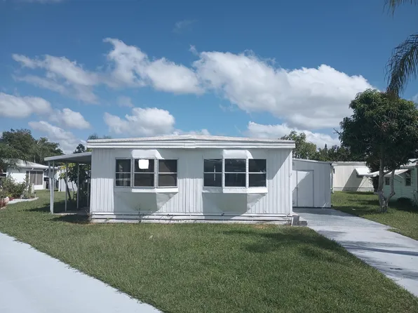5 Florencia Lane, Port St Lucie, FL 34952