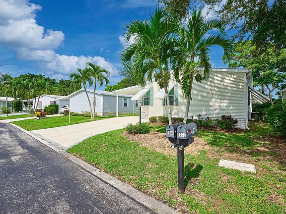 2nd image of 4280 SE Sweetwood Way