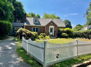 46 Beechwood Rd, Hartsdale, NY 10530