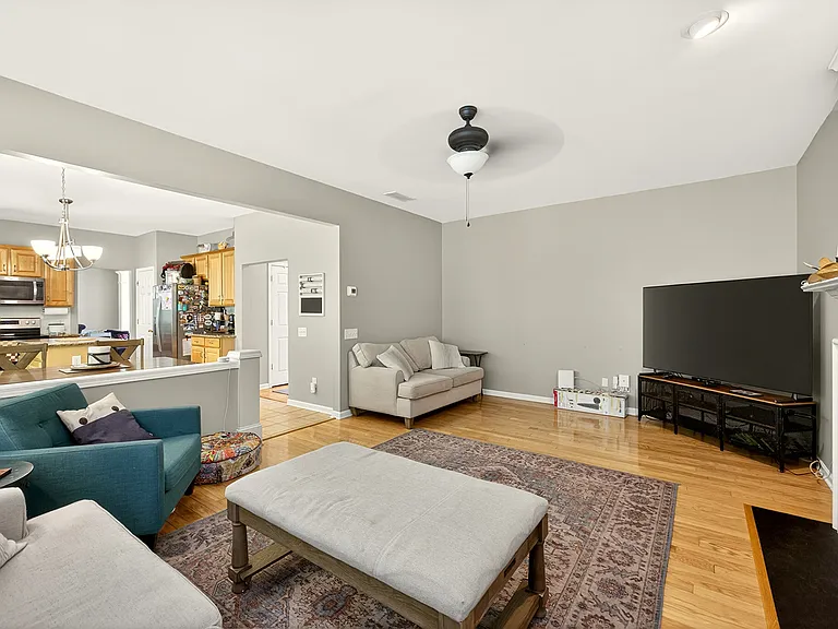 9538 Oswald Ln — Photo 17