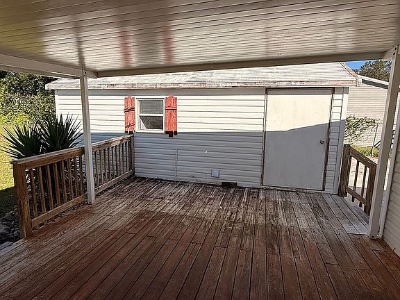 5th image of 15050 SE 104th Ct