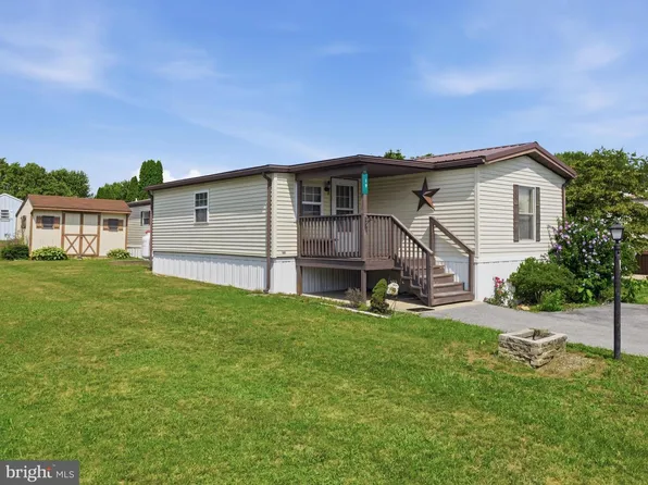 1024 Warm Spring Rd Trailer 19, Chambersburg, PA 17202