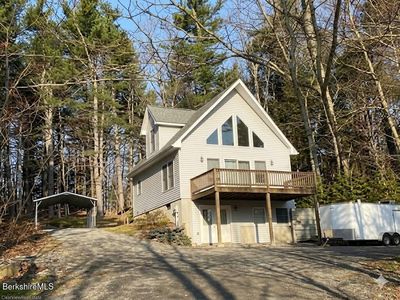 120 Rainbow Rd, East Otis, MA, 01029
