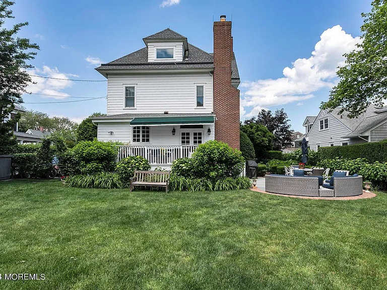 109 Washington Ave — Photo 65
