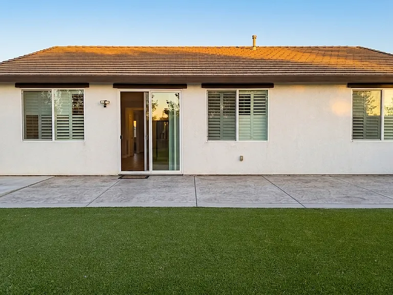 5029 Copper Sunset Way — Photo 2