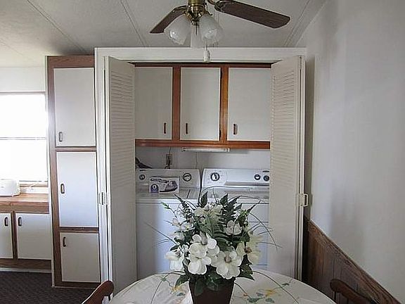 5th image of 52 Eden Dr